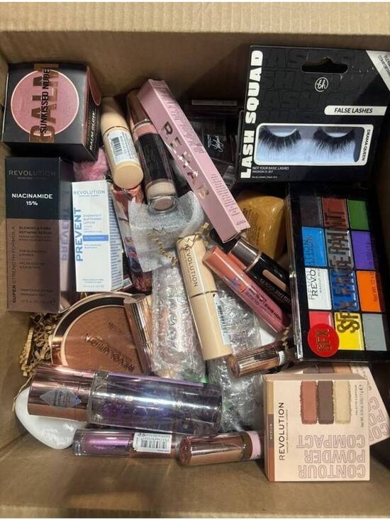 Revolution Other - 100 Pcs Revolution Resellers Makeup Bundle.